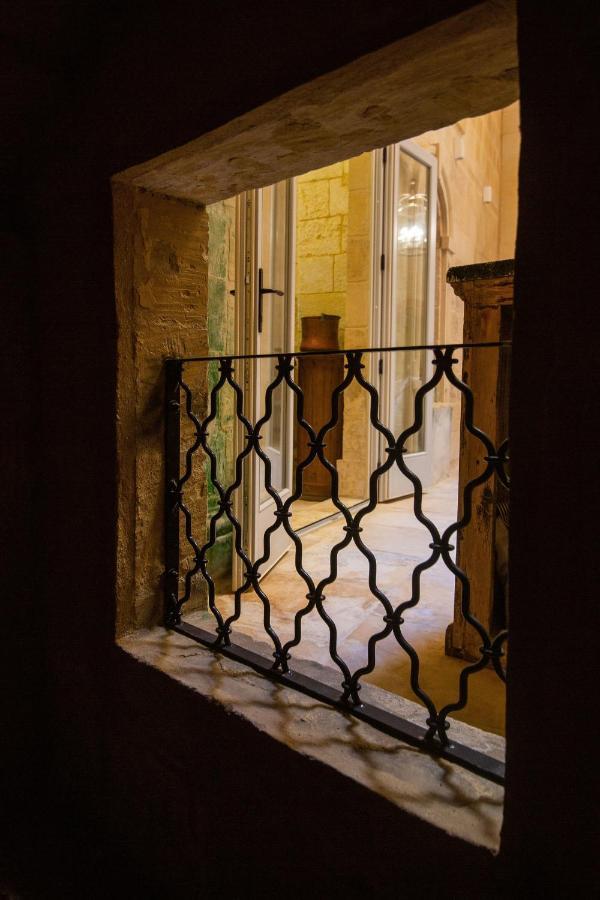 Palazzino Birgu Host Family Bed And Breakfast Exterior photo